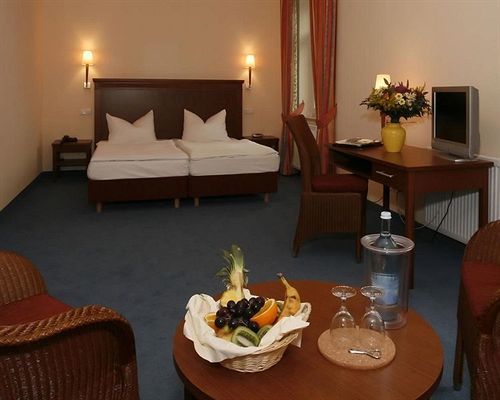Seehotel Heidehof Klein Nemerow