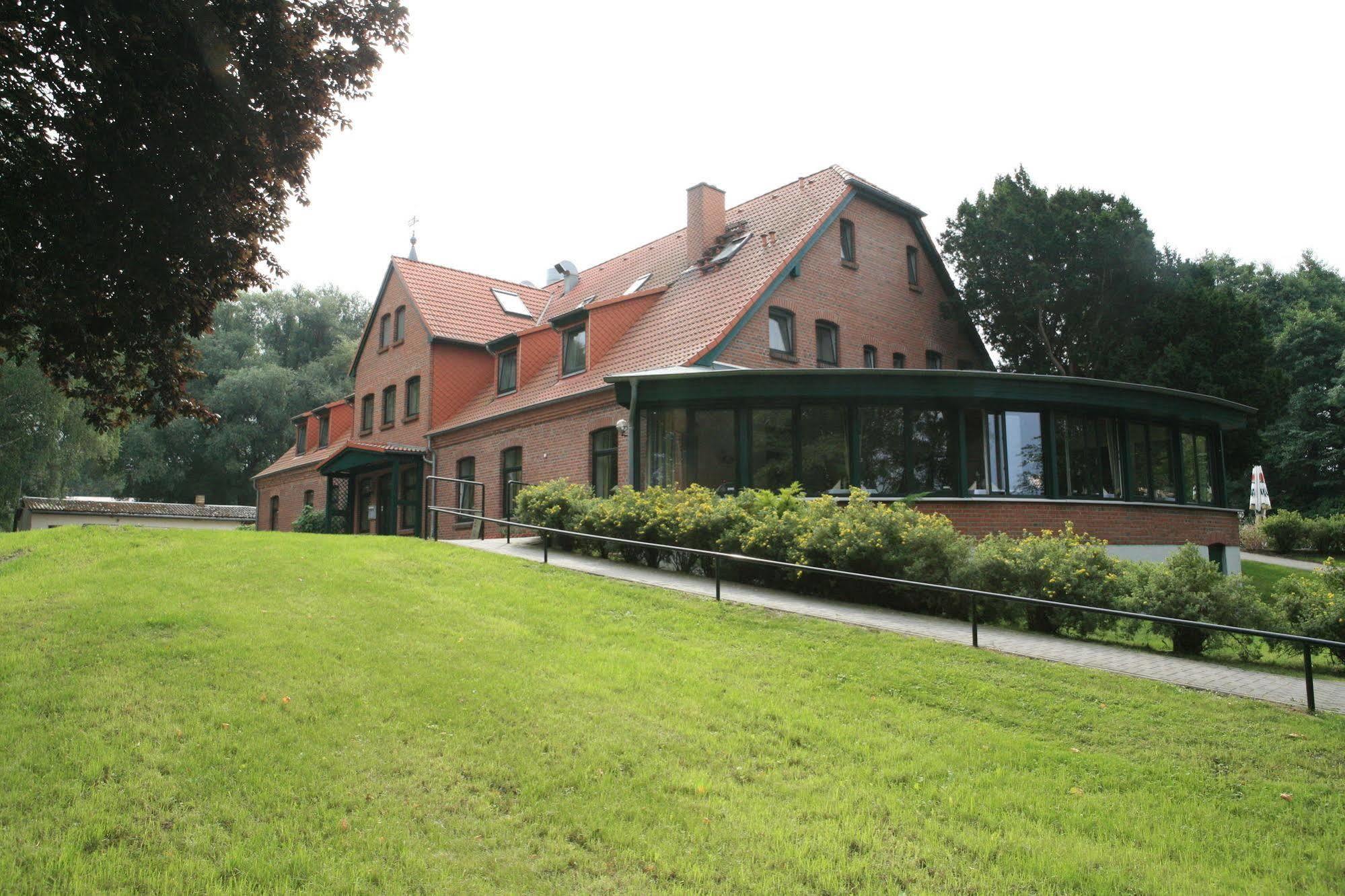 Seehotel Heidehof 3* Klein Nemerow